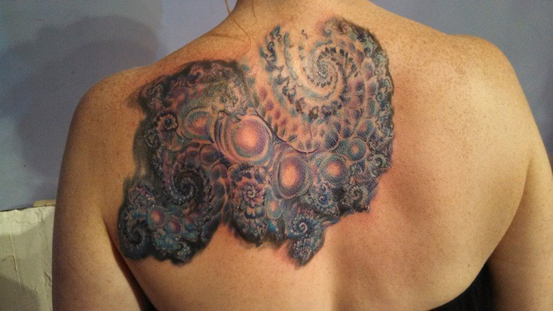 Illustration for article titled Fractal tattoos